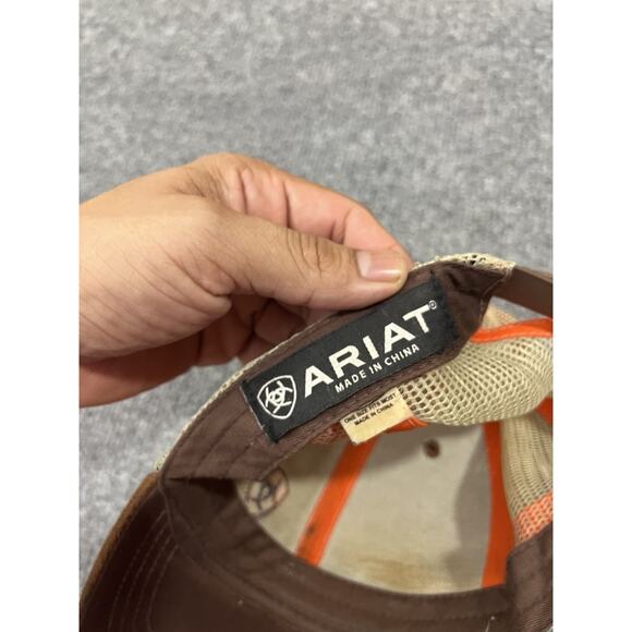 Ariat Snapback Trucker Hat One Size Adjustable Embroidered Mesh Back Y2K Work - Picture 6 of 9